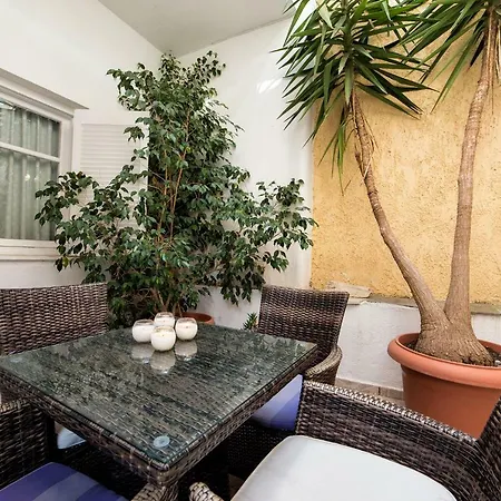 Town House For 6-16 With Ac Casa de Férias *