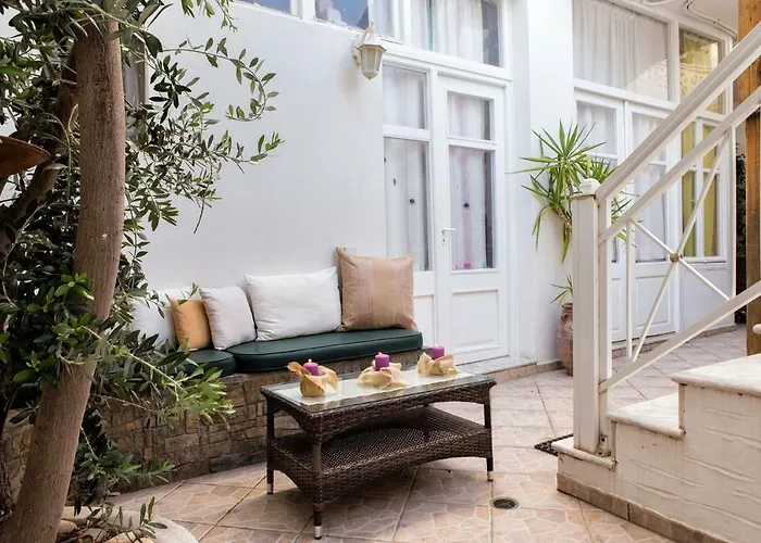 Town House For 6-16 With Ac *