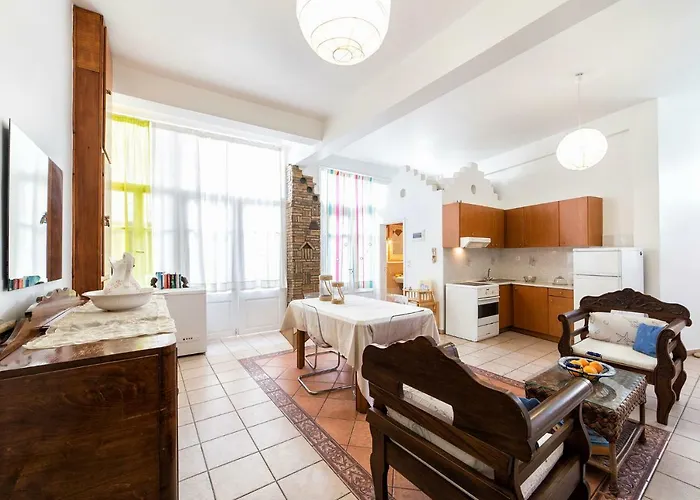 Casa de Férias Town House For 6-16 With Ac