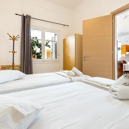 Town House For 6-16 With Ac