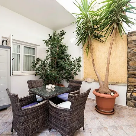 Town House For 6-16 With Ac Ferienhaus *