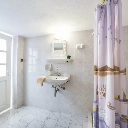 Ferienhaus Town House For 6-16 With Ac