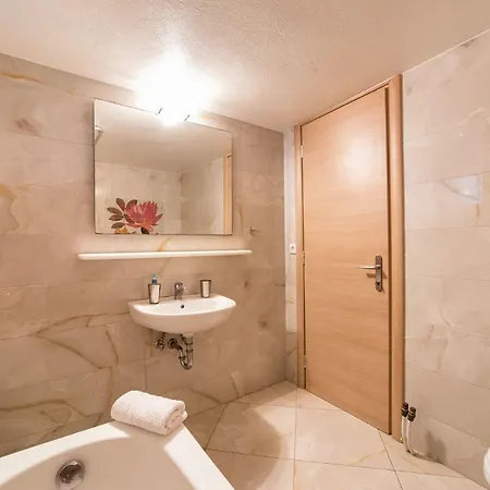 Town House For 6-16 With Ac * Parikia (Paros)