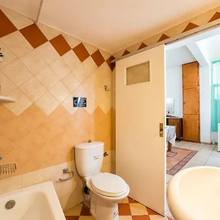 Holiday home Town House For 6-16 With Ac *