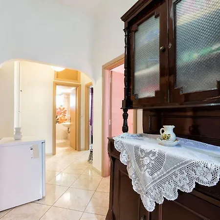 Ferienhaus Town House For 6-16 With Ac *