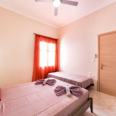 Town House For 6-16 With Ac *